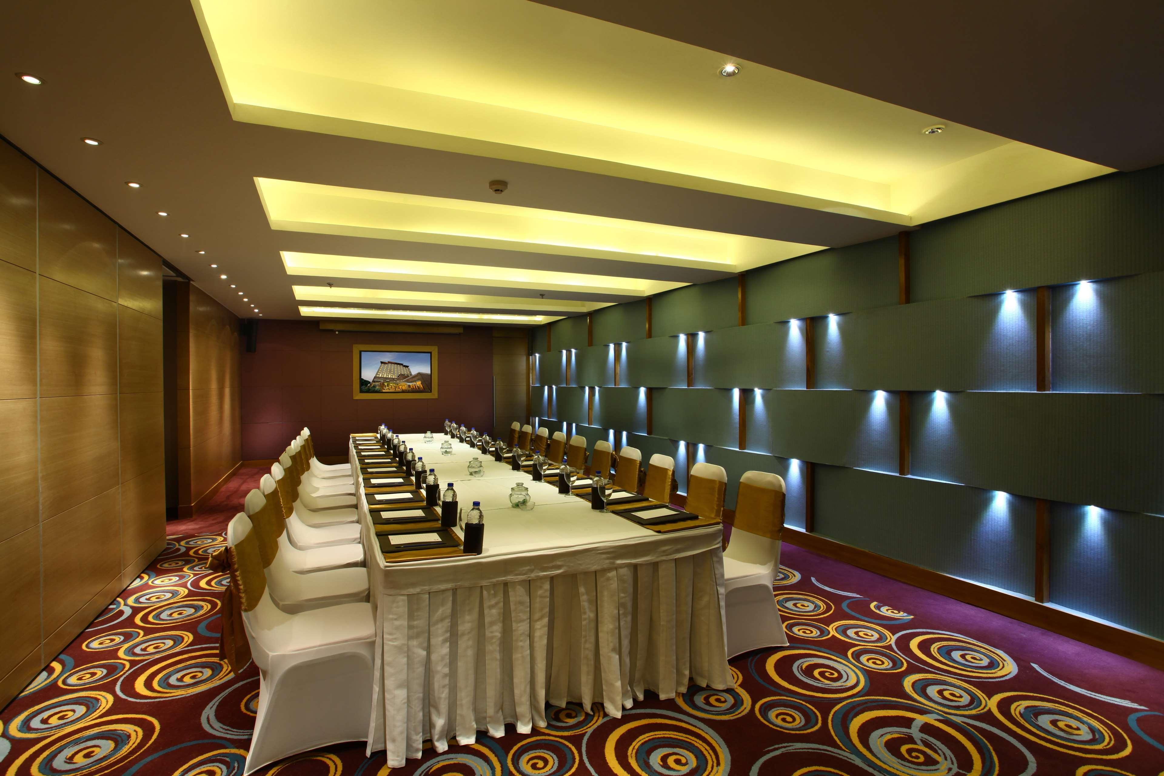 Park Plaza Shahdara Hotel Új-Delhi Üzleti fotó
